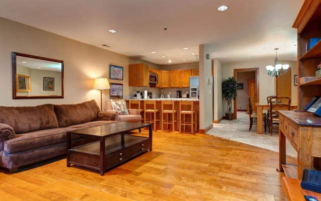 2BR 2BA Silver Cliff Condo by RedAwning