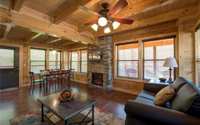 Woodland Escape by Jackson Mountain Rentals