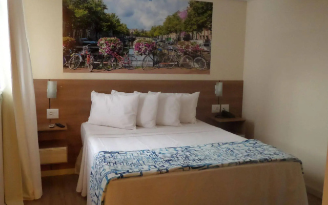Hotel Amsterdam Montes Claros