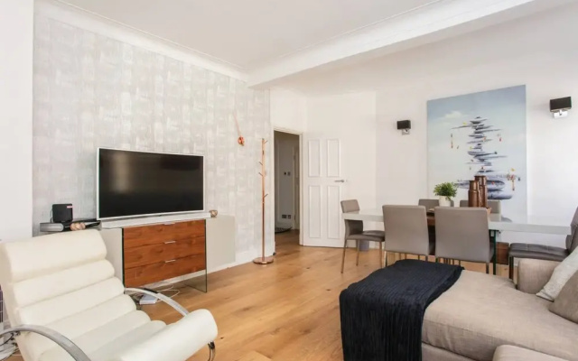 Modern 2 Bedroom Apartment in Marble Arch