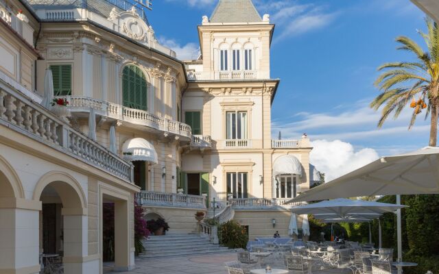 Imperiale Palace Hotel Церковь Св. Маргариты Лигурийской вид на фасад