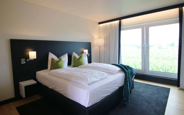 MN Hotel