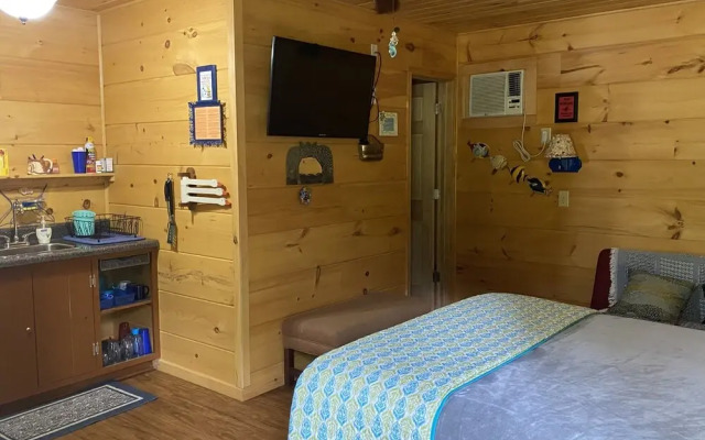Little Easy Cabins