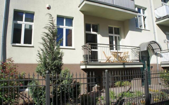 Отель Sopot Lodge Сопот вид на фасад
