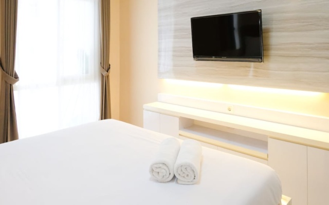 Strategic And Cozy Living Studio At Bale Hinggil Apartment