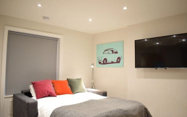 Notting Hill Studio Flat Sleeps 4