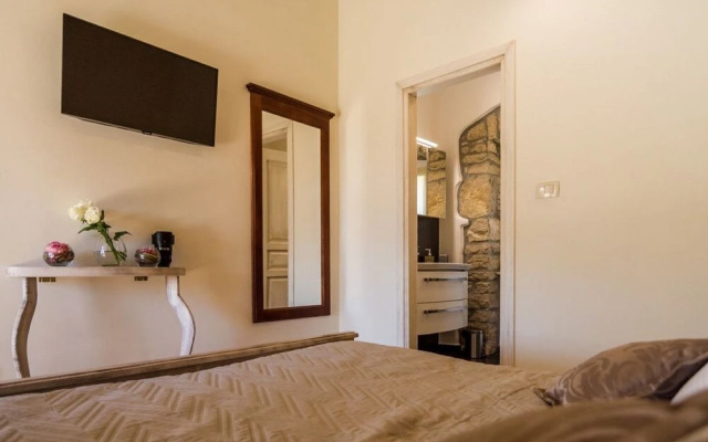 Villa Anica