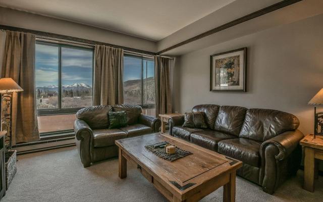 Slopeside 2738