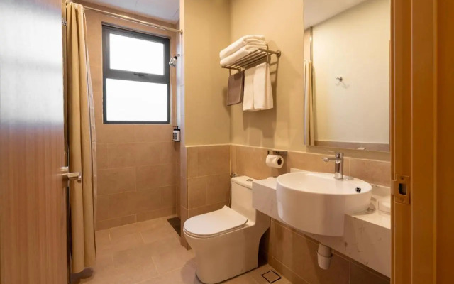 Zenith Suites Cameron