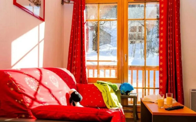 Apartment in Savoie With Pool & Sauna