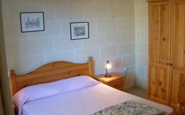 Odysseus Court Gozo