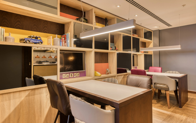 Premier Inn London Docklands - Canning Town