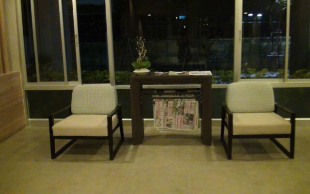 Отель Lumpini Park Beach Jomtien Unit B-1909 Таиланд, Паттайя - отзывы, цены и фото номеров - забронировать отель Lumpini Park Beach Jomtien Unit B-1909 онлайн вид на фасад