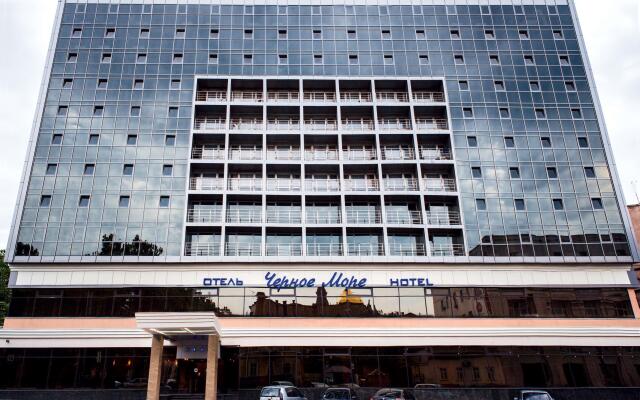 Chernoye More Hotel Odessa вид на фасад