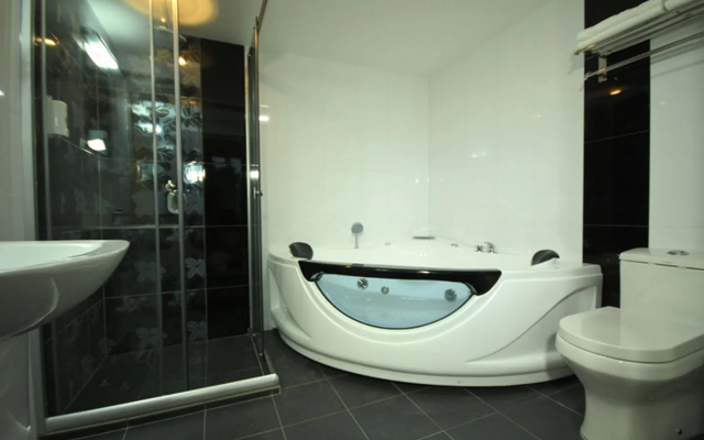 Starway Hotel