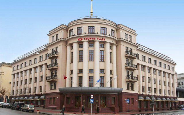 Гостиница Crowne Plaza Minsk Беларусь, Минск - 4 отзыва об отеле, цены и фото номеров - забронировать гостиницу Crowne Plaza Minsk онлайн вид на фасад