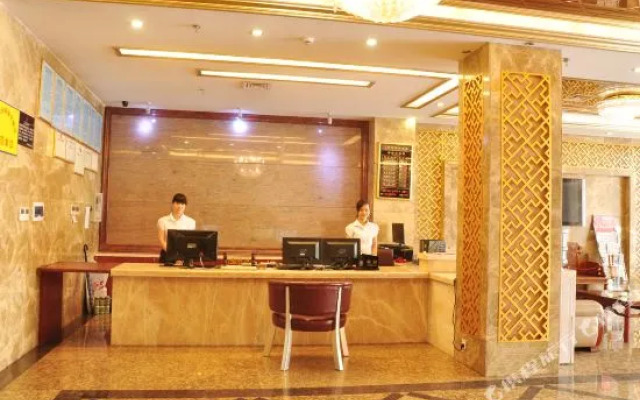 平南华信商务酒店