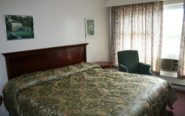 Motel 400