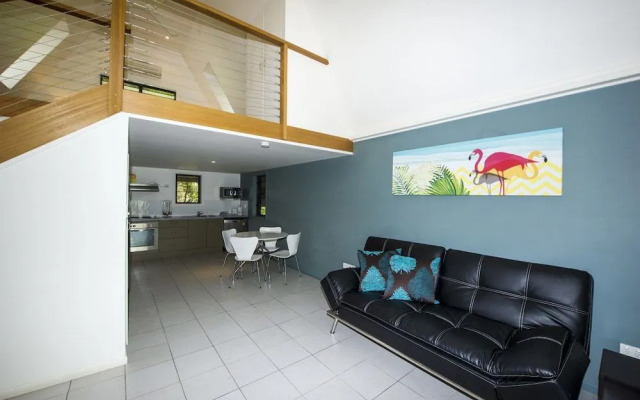 Canopy Chalet 10