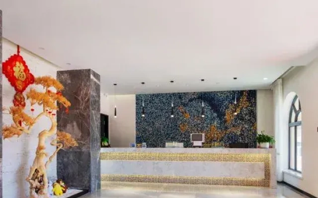 Burqin Luwang Hotel