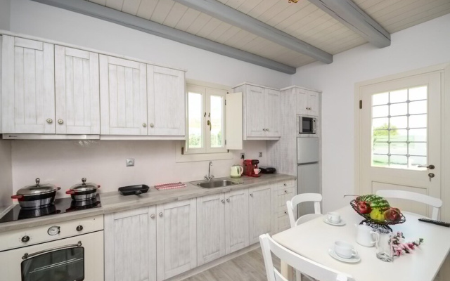 My Villa Naxos III