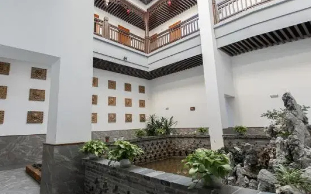 Yunzhongyun Hot Spring Hotel (Mile Branch)