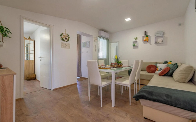 Amazing Apartment in Vir With Wifi and 2 Bedrooms
