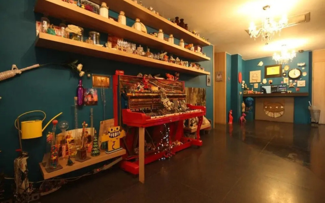 Pin & Fit House
