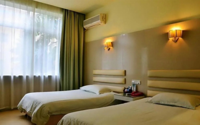 Lucheng Hotel