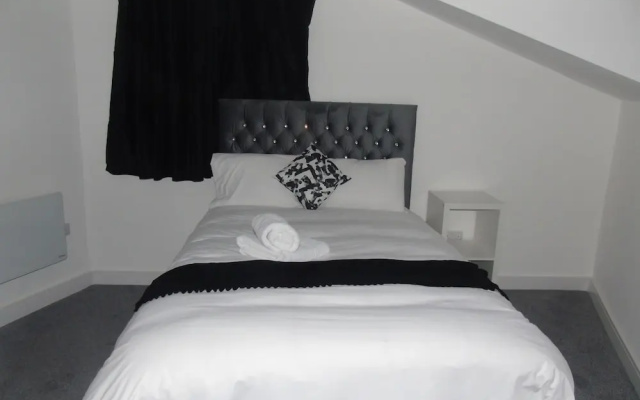 Lovely 1-bed Apartment in Bolton