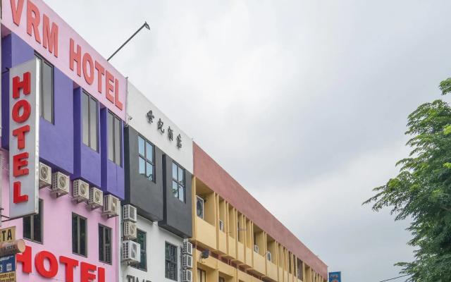 OYO 44093 VRM Hotel