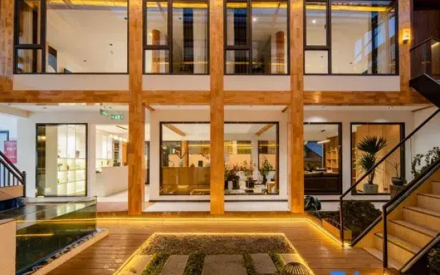 Shangri-La Yuemengyaju Homestay