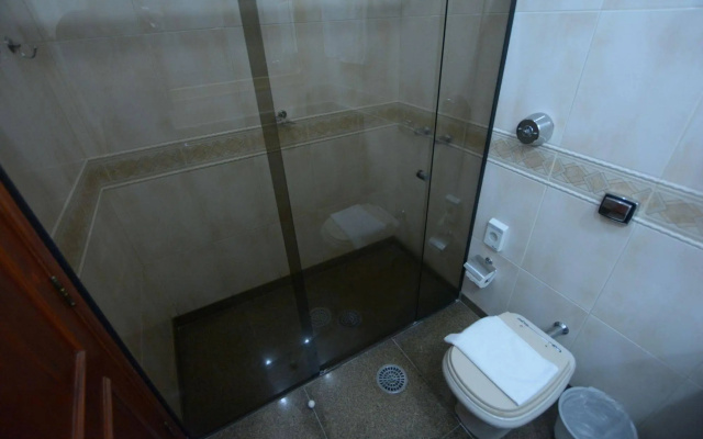 Biazi Paradise Hotel
