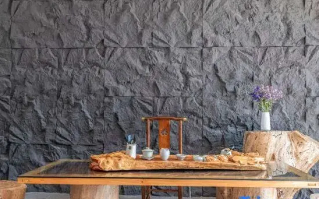Yunsujian Homestay Hotel (Dali Haidong Town)