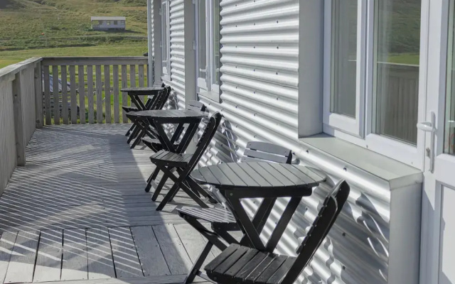 Urðartindur Guesthouse