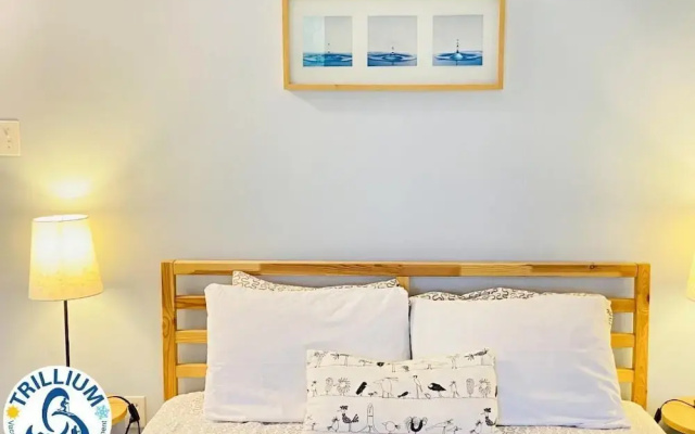Cozy Studio Loft with 2 Bath