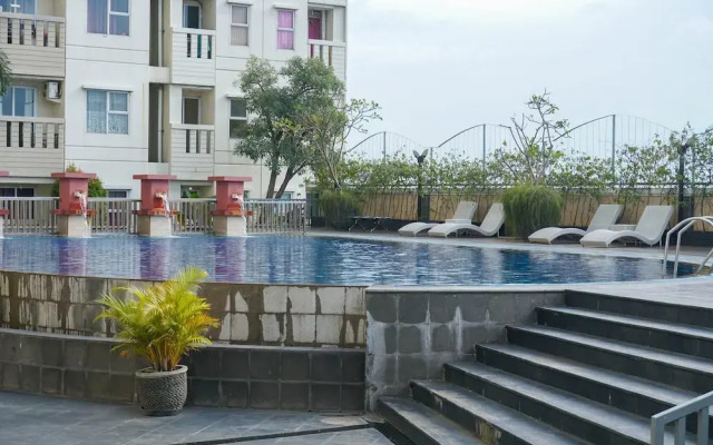 Cozy Studio (No Kitchen) At Belmont Residence Puri Apartment