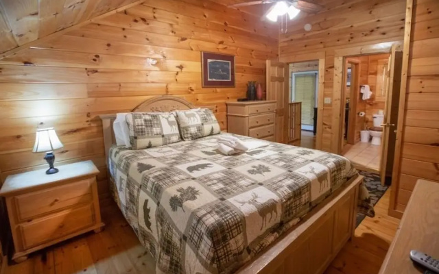 46 Bear Necessites - 2 Br Cabin