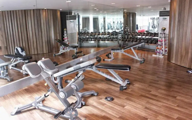 StayHere Burgos Circle 1 Bedroom Avant@Fort Gym