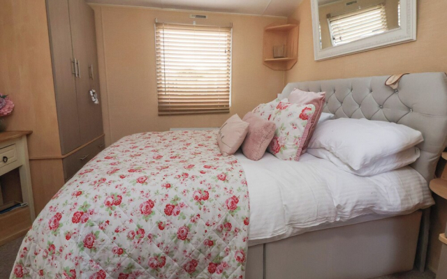 Caravan 596