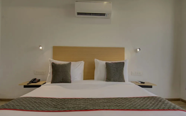 OYO Townhouse 170 Shagun Hotel