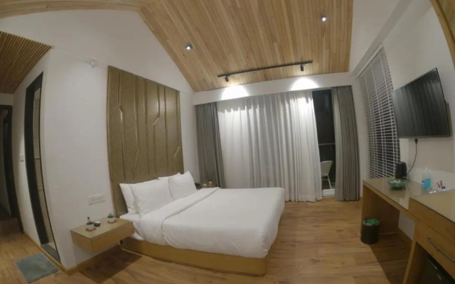 Moksha Riverside Resort Kasol