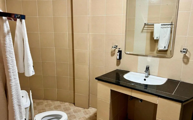 Nokras Riverine Hotel & Spa