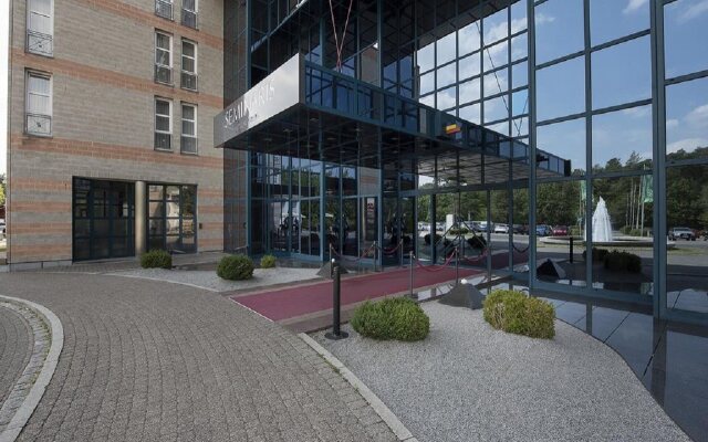 Отель Seminaris Hotel Nürnberg Германия, Нюрнберг - отзывы, цены и фото номеров - забронировать отель Seminaris Hotel Nürnberg онлайн вид на фасад