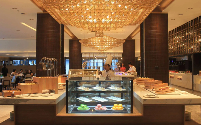 Wyndham Grand Yangon Hotel