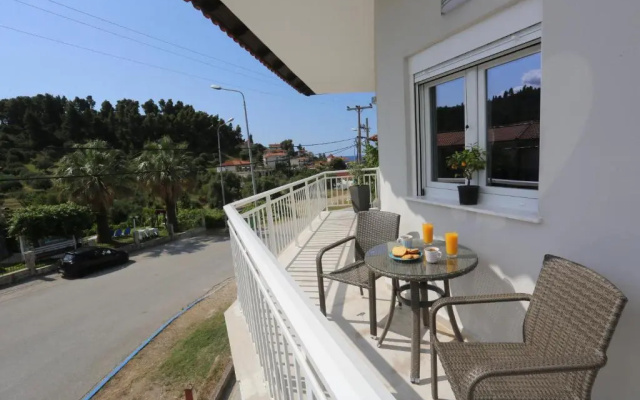 Mare Monte Luxury Apartments 2