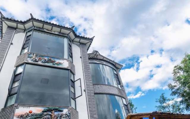 Dali Queyun Ge · Guancang Mountain Chinese Aesthetics Vacation Villa