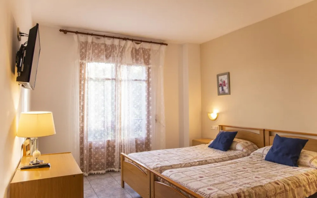Hostal Montserrat