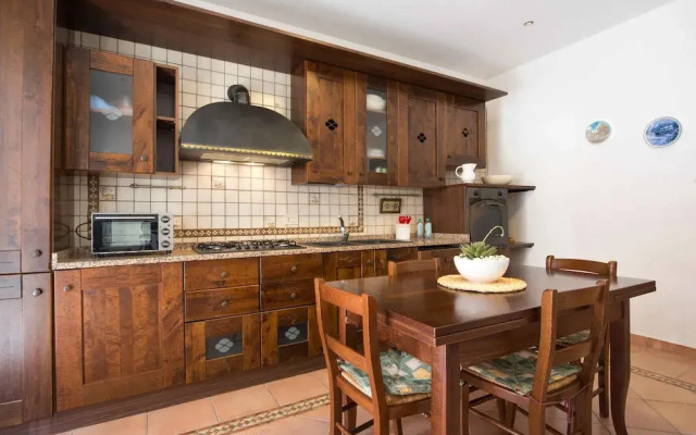 A Family Apartment in Mondello