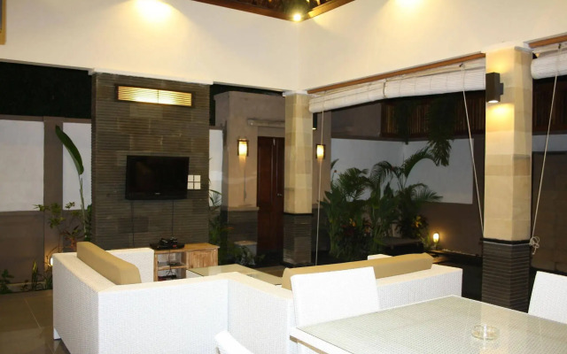 Gili Pearl Villa